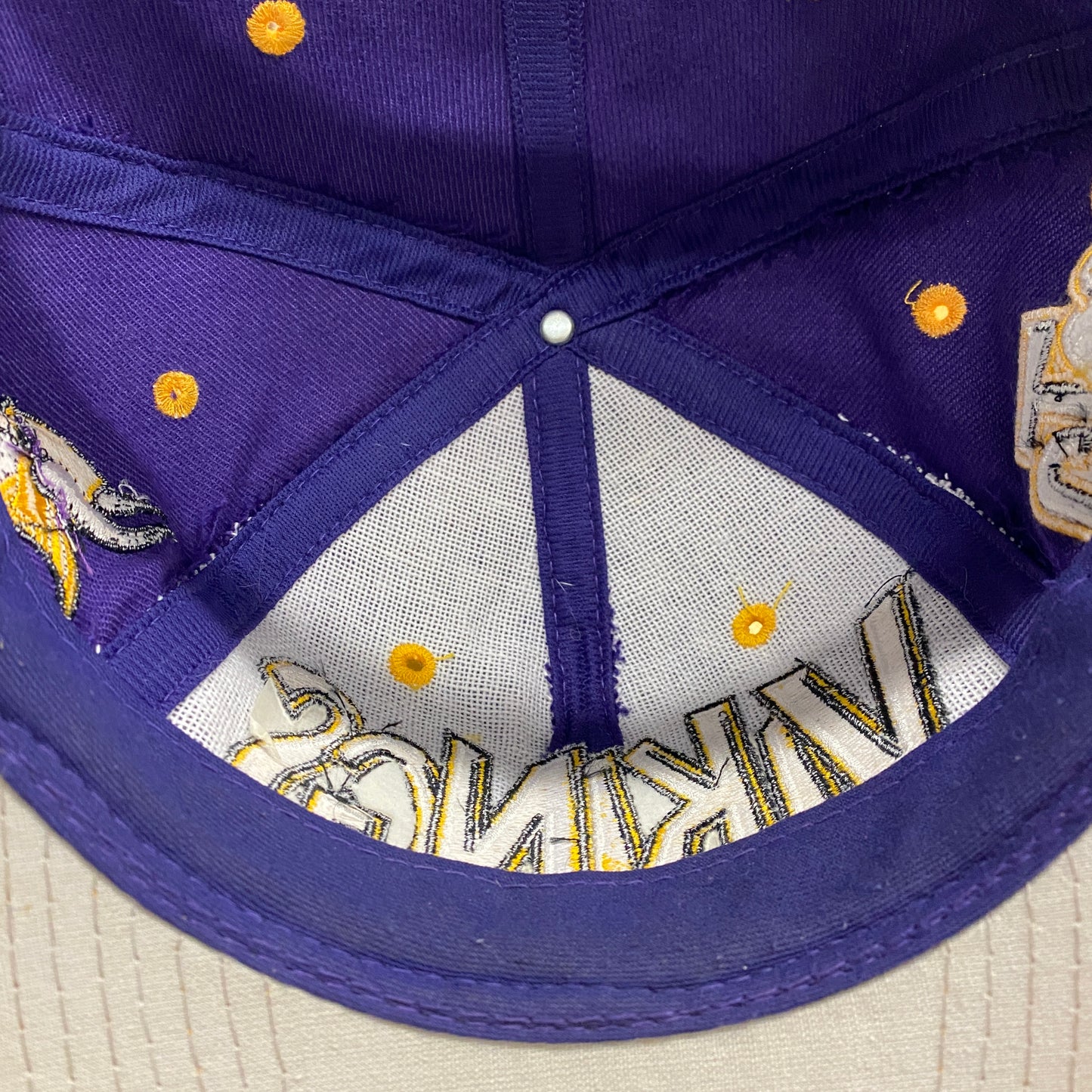 Vintage 1990s Drew Pearson Minnesota Vikings "Graffiti Logo" Snapback Hat