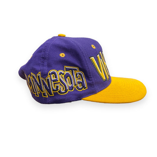 Vintage 1990s Drew Pearson Minnesota Vikings "Graffiti Logo" Snapback Hat