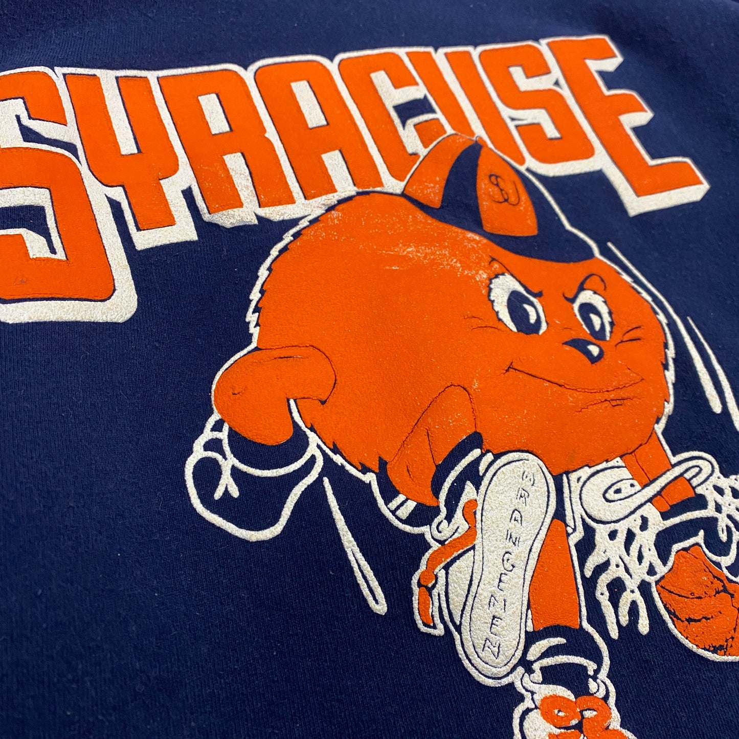 Vintage 90s Syracuse University Orangemen Basketball Puff Print Sweatshirt - Size XL