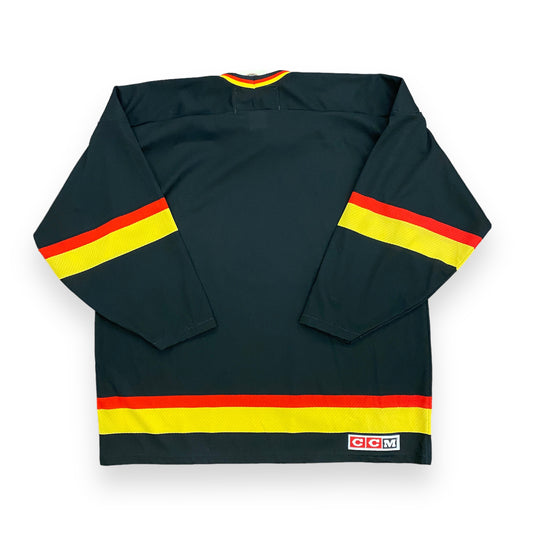 NWT Vintage CCM Vancouver Canucks "Flying Skate" Hockey Jersey - Size XL