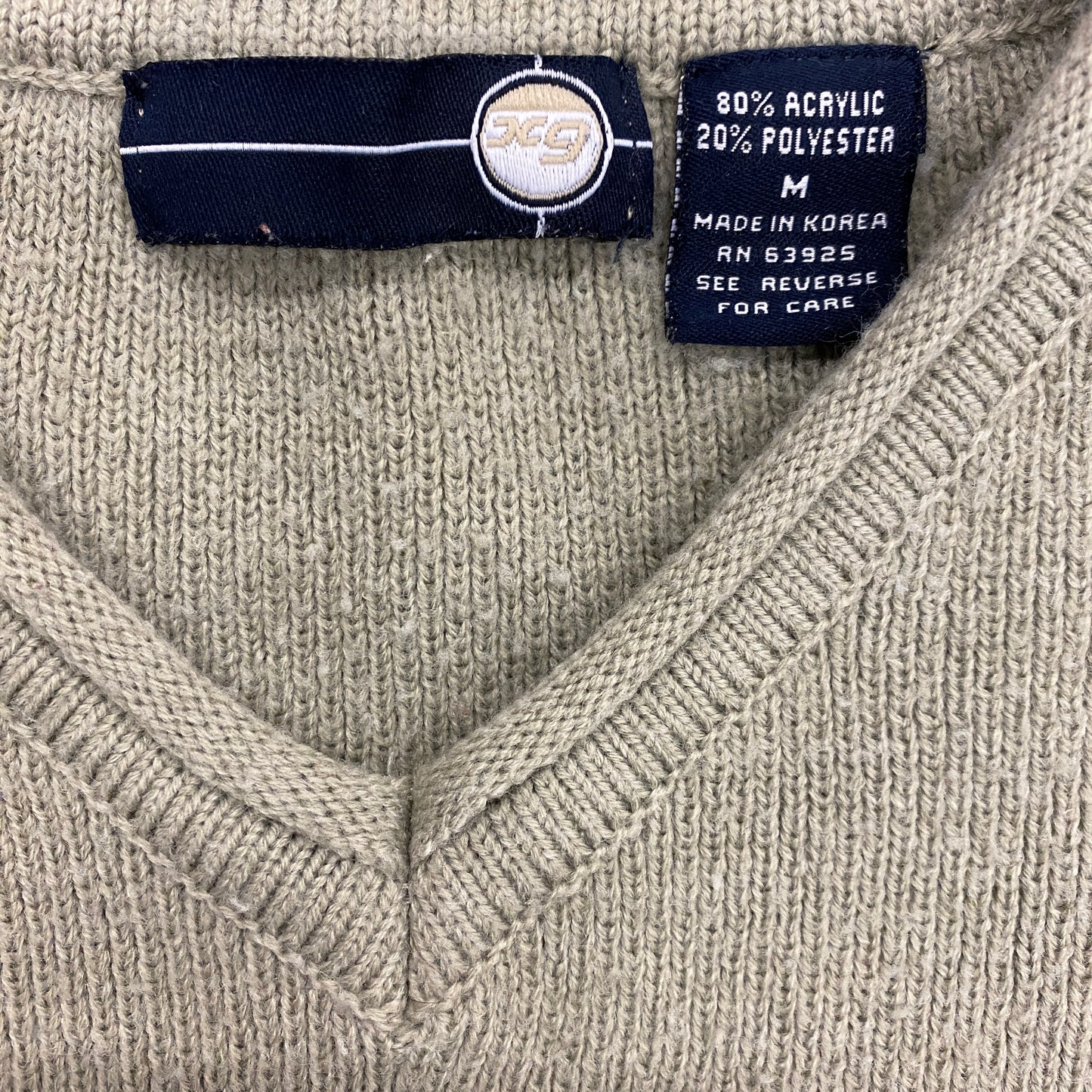 90s Gray V-Neck Sweater - Size Medium